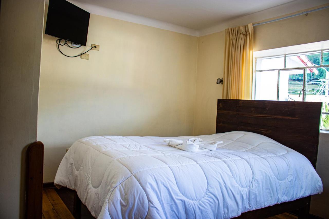 Hotel Los Laureles Калька Экстерьер фото