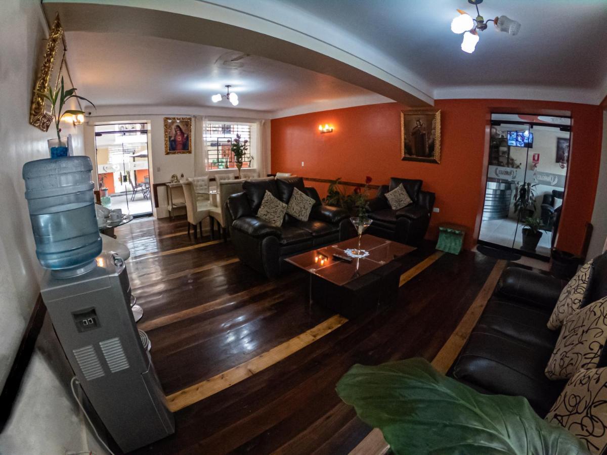 Hotel Los Laureles Калька Экстерьер фото
