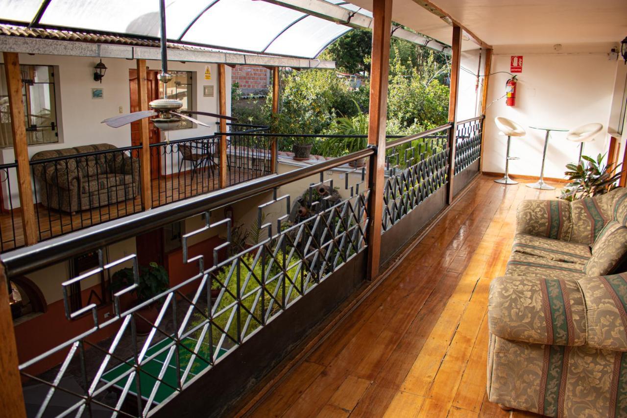 Hotel Los Laureles Калька Экстерьер фото